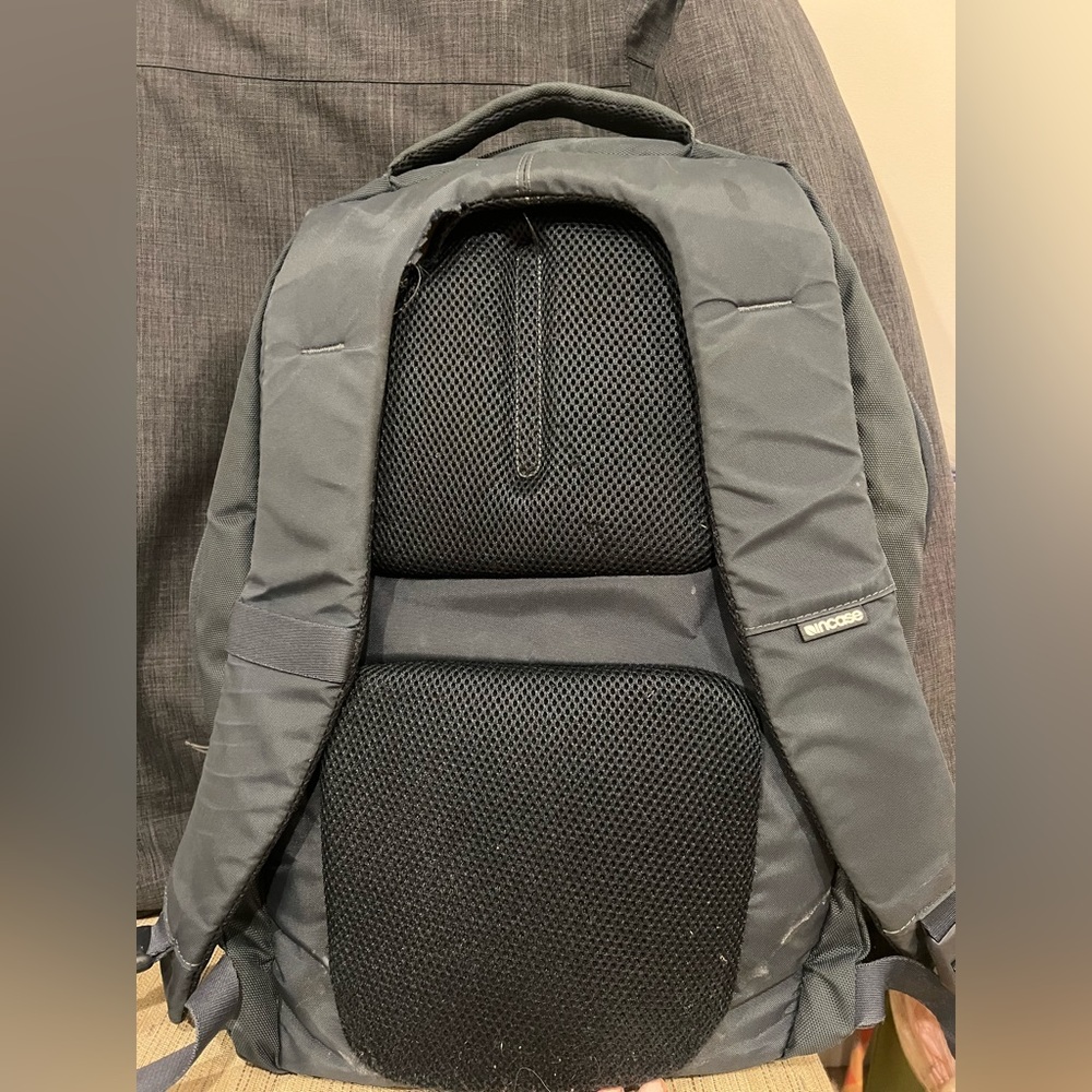 Incase Backpack - image 4
